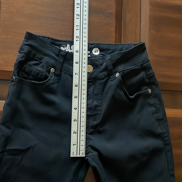 Pastel Women's size medium black Jeggings - Picture 8 of 10